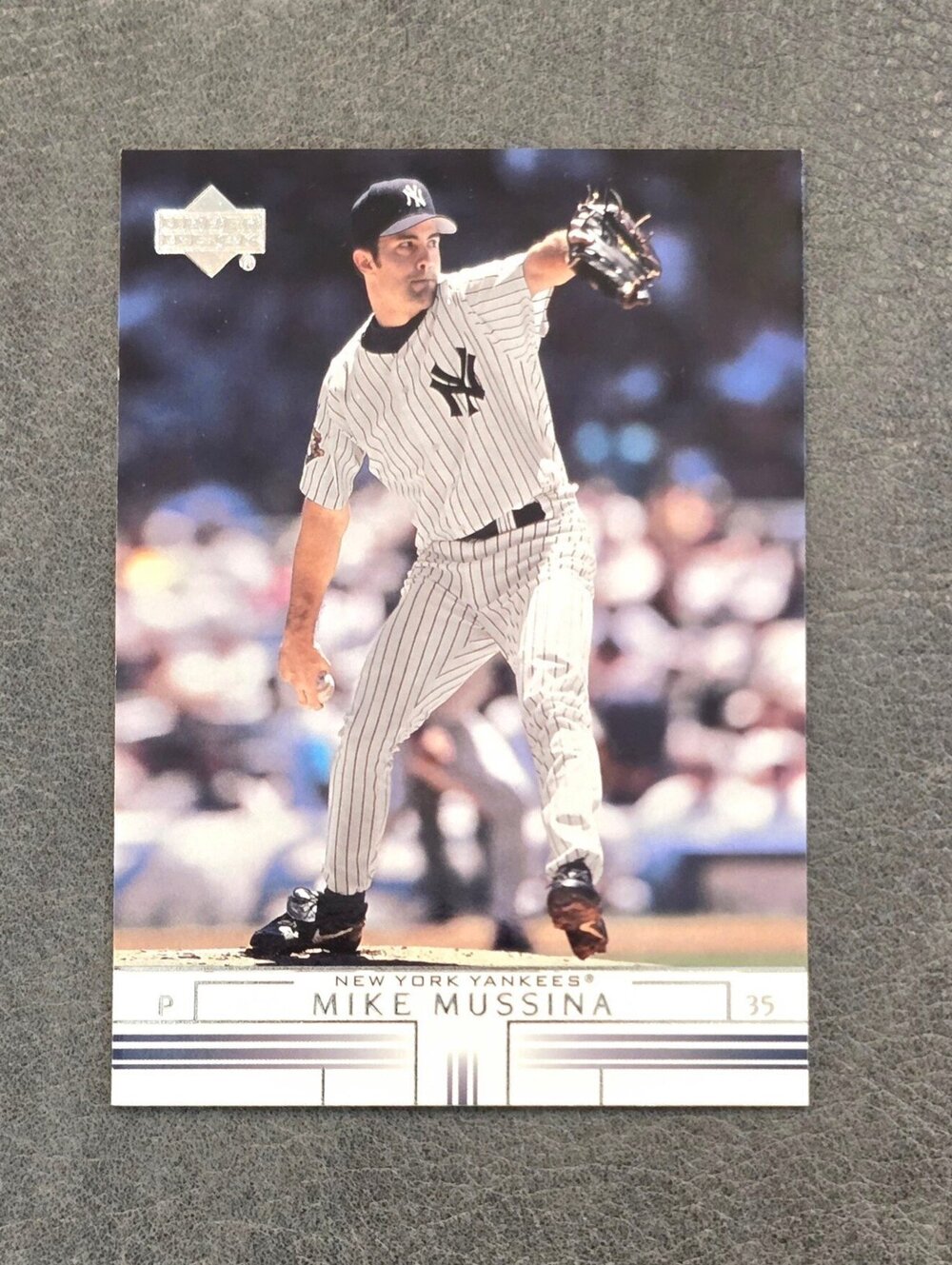 2001 Upper Deck #242 Mike Mussina Baseball Card